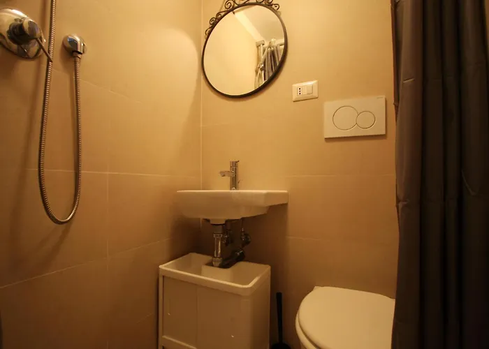San Lorenzo House Roma